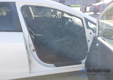 2016 Kia Forte Lx z USA, uszkodzony, nr VIN KNAFX4A65G5604234